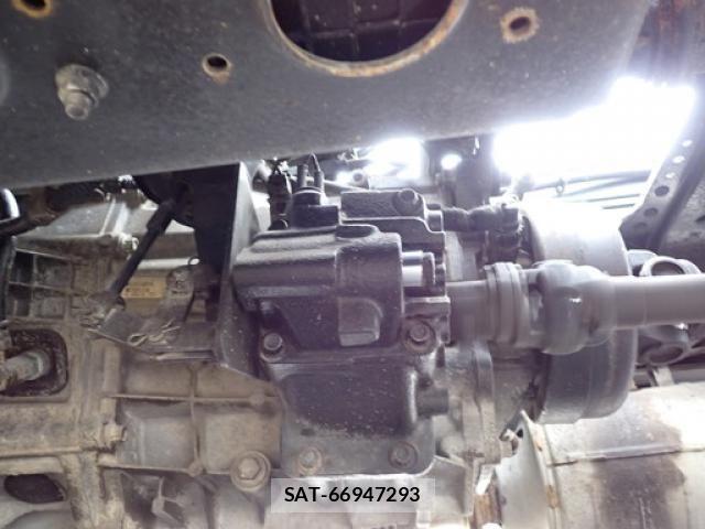 Mitsubishi CANTER 2016-08 6715784-21