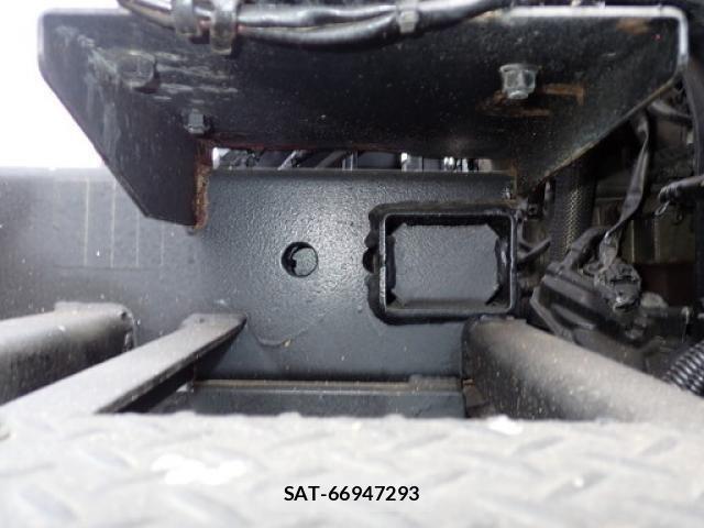 Mitsubishi CANTER 2016-08 6715784-25