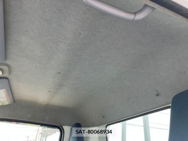 Mitsubishi CANTER 2013-06 6715788-28