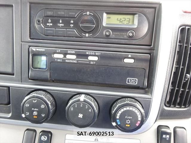 Mitsubishi CANTER 2018-05 6715783-26