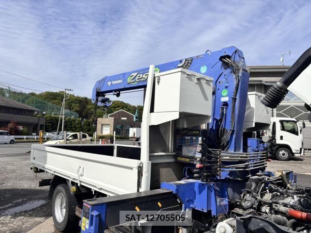 Mitsubishi CANTER 2016-05 6715786-17