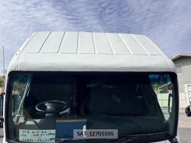 Mitsubishi CANTER 2016-05 6715786-21