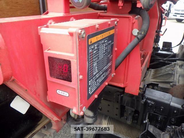 Mitsubishi CANTER 2015-05 6715782-11