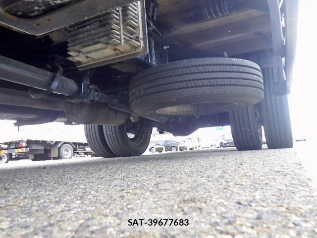 Mitsubishi CANTER 2015-05 6715782-19