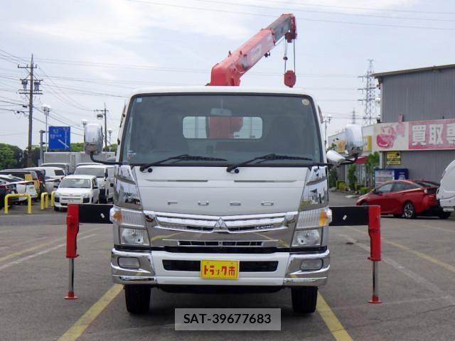 Mitsubishi CANTER 2015-05 6715782-2
