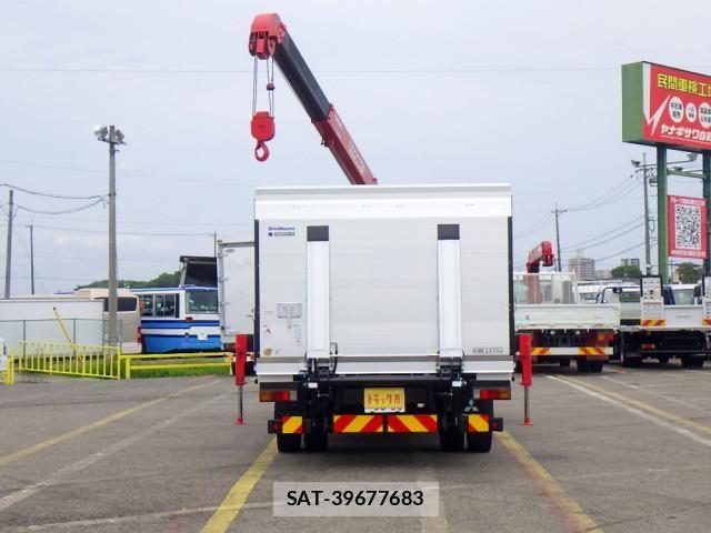 Mitsubishi CANTER 2015-05 6715782-5