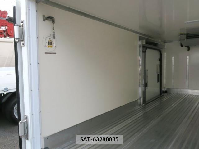 Mitsubishi CANTER 2020-01 6715789-10