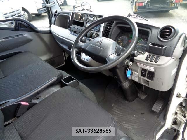 Mitsubishi CANTER 2016-10 6750992-2