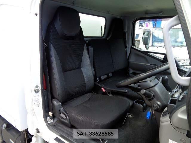 Mitsubishi CANTER 2016-10 6750992-4