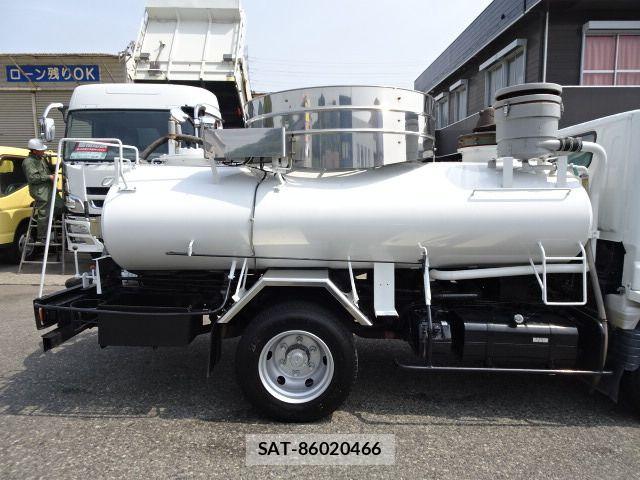 Mitsubishi CANTER 2014-11 6750990-17