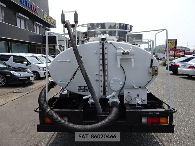 Mitsubishi CANTER 2014-11 6750990-4