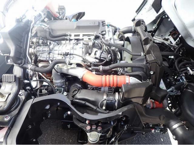 Mitsubishi CANTER 2026-01 6734173-24