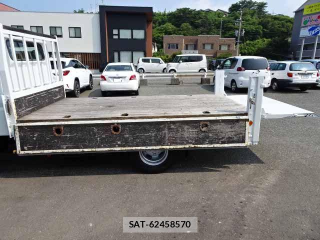 Mitsubishi CANTER 2011-07 6750991-3