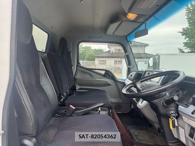 Mitsubishi CANTER 2016-06 6750995-10