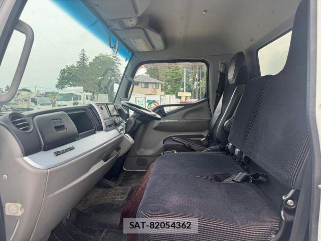 Mitsubishi CANTER 2016-06 6750995-13