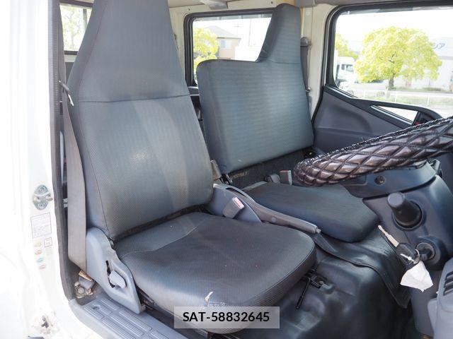 Mitsubishi CANTER 2013-06 6750993-17