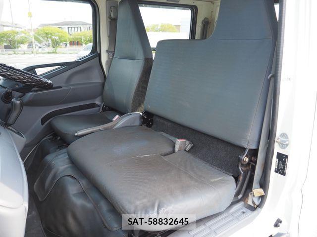Mitsubishi CANTER 2013-06 6750993-20