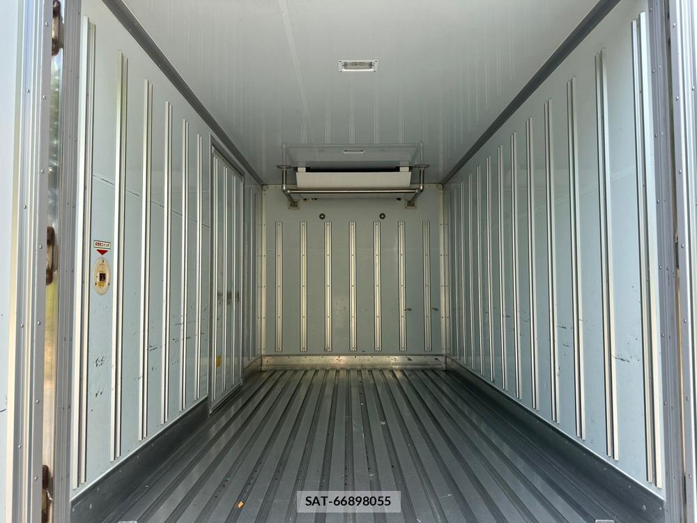 Mitsubishi CANTER 2013 6702541-23