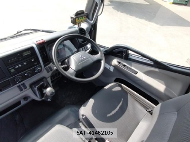 Mitsubishi CANTER 2017-10 6790762-26