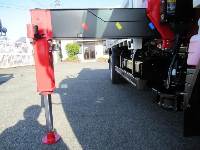 Mitsubishi CANTER 2025-12 6805360-10