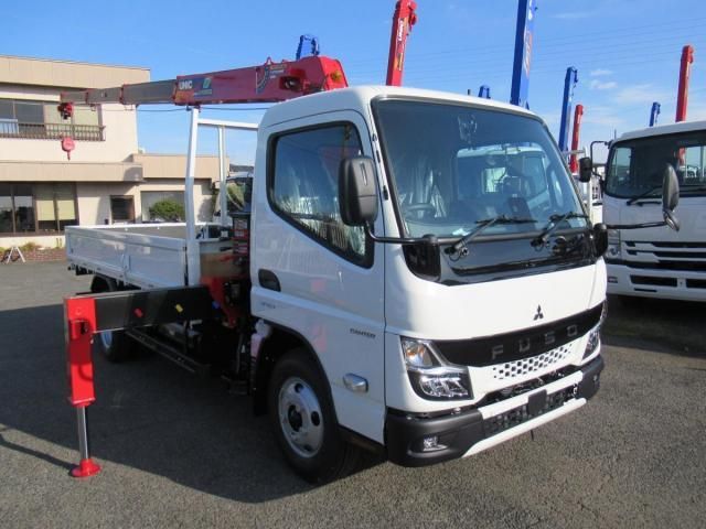 Mitsubishi CANTER 2025-12 6805360-1