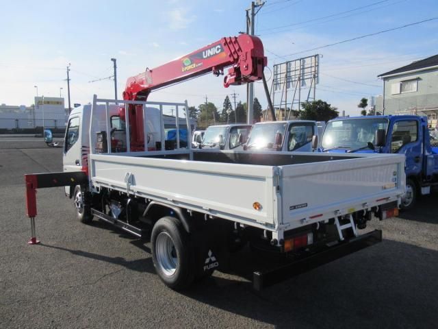 Mitsubishi CANTER 2025-12 6805360-3