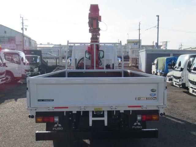 Mitsubishi CANTER 2025-12 6805360-4