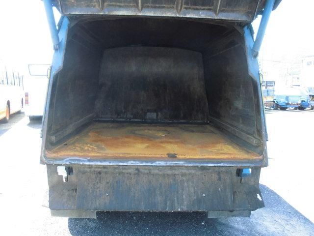 Mitsubishi CANTER 2011-04 6805368-9