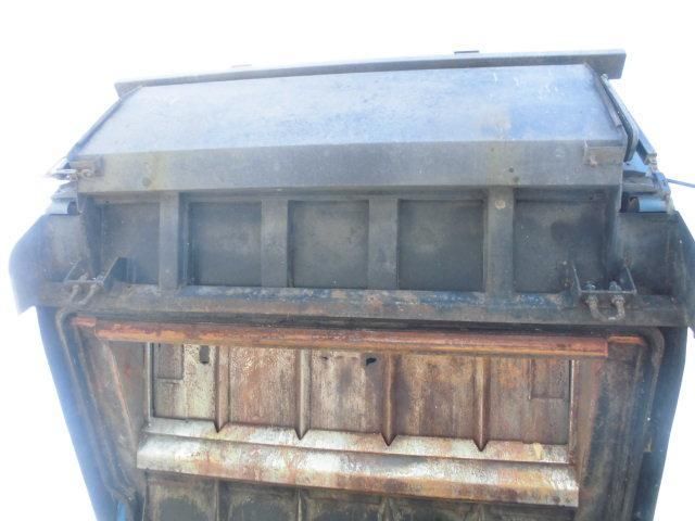 Mitsubishi CANTER 2011-04 6805368-11