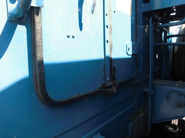 Mitsubishi CANTER 2011-04 6805368-18