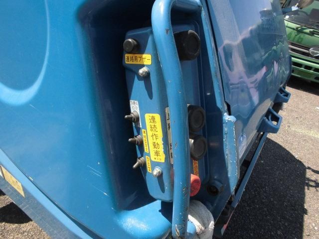 Mitsubishi CANTER 2011-04 6805368-5