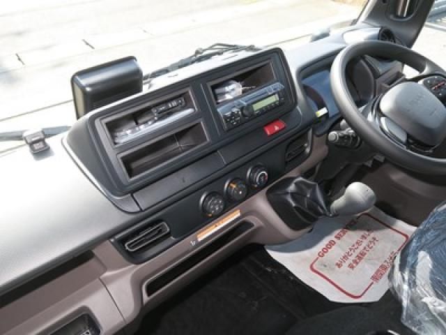 Mitsubishi CANTER 2026-01 6805357-24