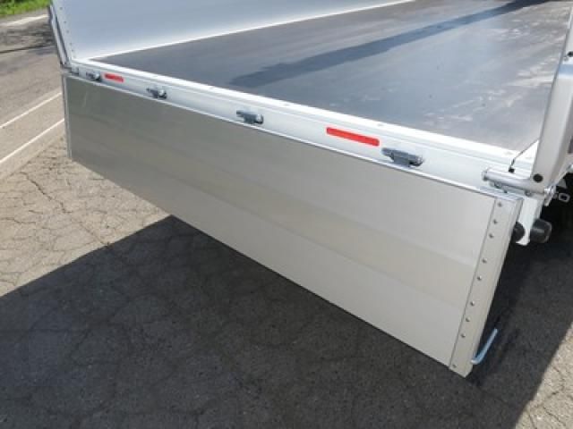 Mitsubishi CANTER 2026-01 6805357-7