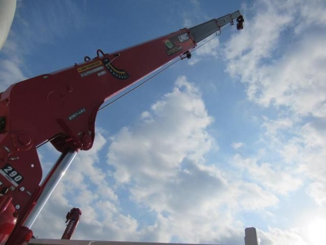 Mitsubishi CANTER 2025-12 6805359-9