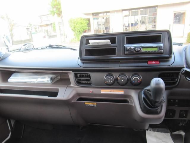 Mitsubishi CANTER 2025-12 6805359-27