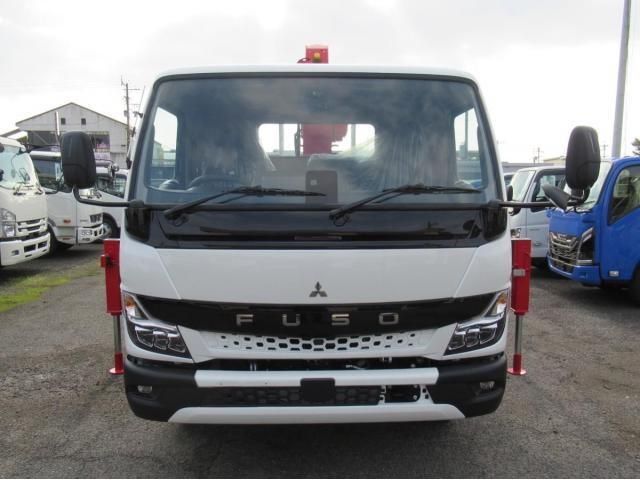 Mitsubishi CANTER 2025-12 6805359-7