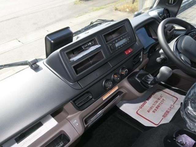 Mitsubishi CANTER 2026-01 6805358-24
