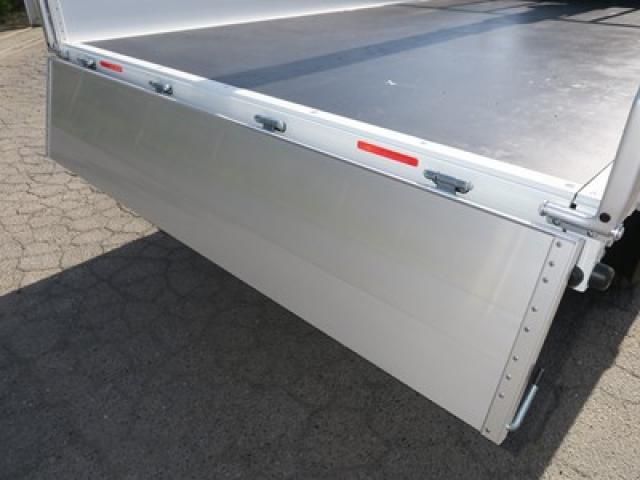 Mitsubishi CANTER 2026-01 6805358-7
