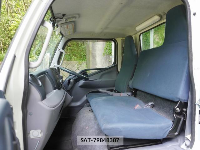Mitsubishi CANTER 2015-10 6814132-20