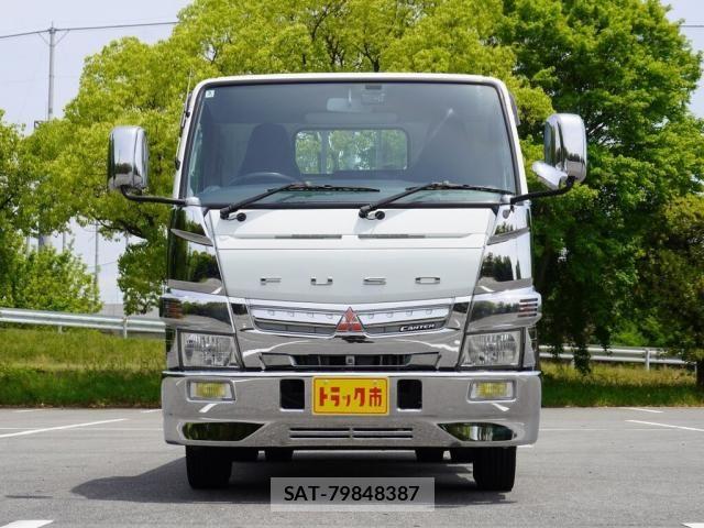 Mitsubishi CANTER 2015-10 6814132-5