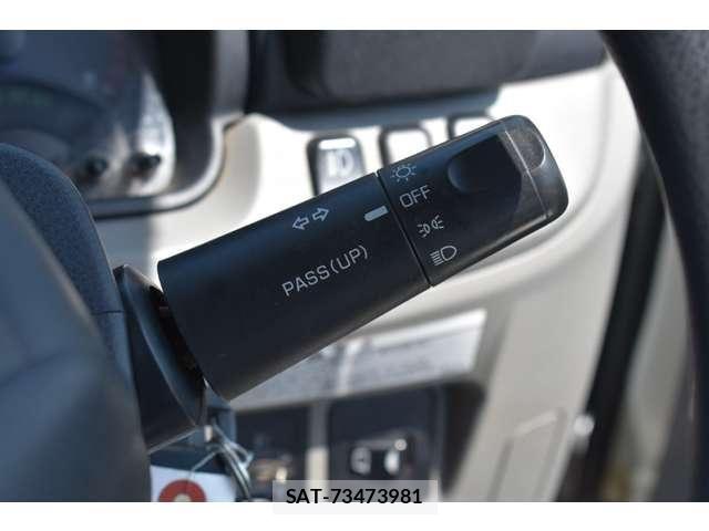 Mitsubishi CANTER 2017-08 6814131-12