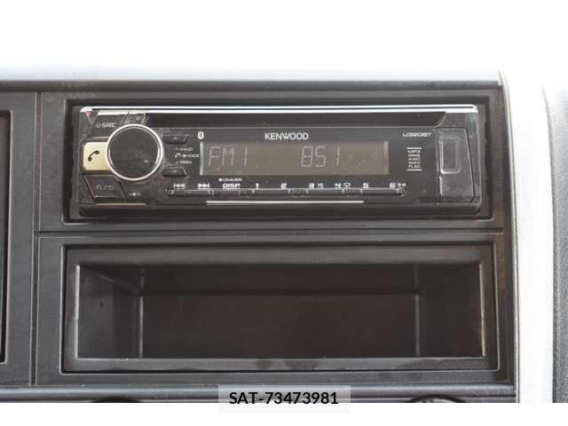 Mitsubishi CANTER 2017-08 6814131-16