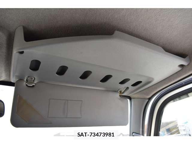 Mitsubishi CANTER 2017-08 6814131-23