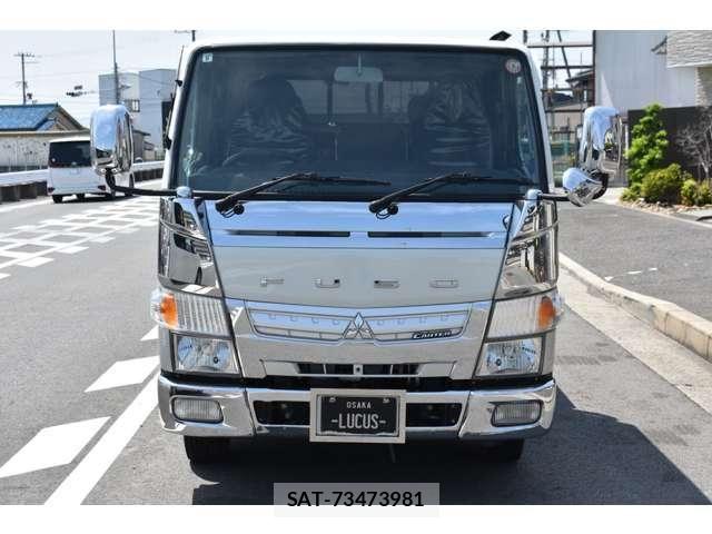 Mitsubishi CANTER 2017-08 6814131-2