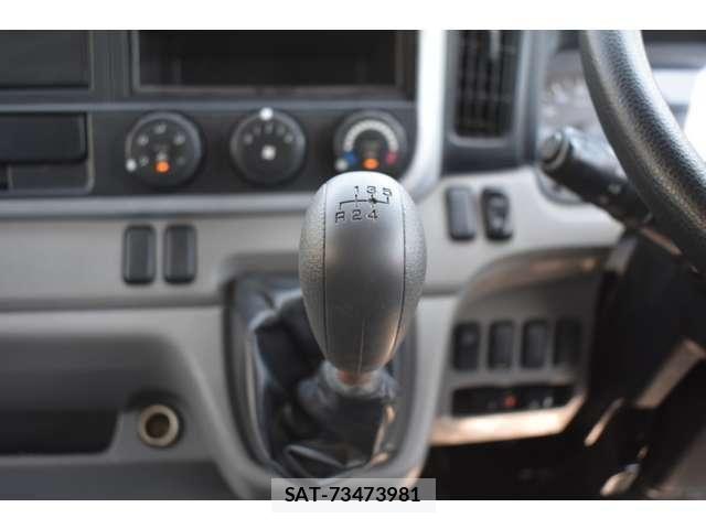 Mitsubishi CANTER 2017-08 6814131-4