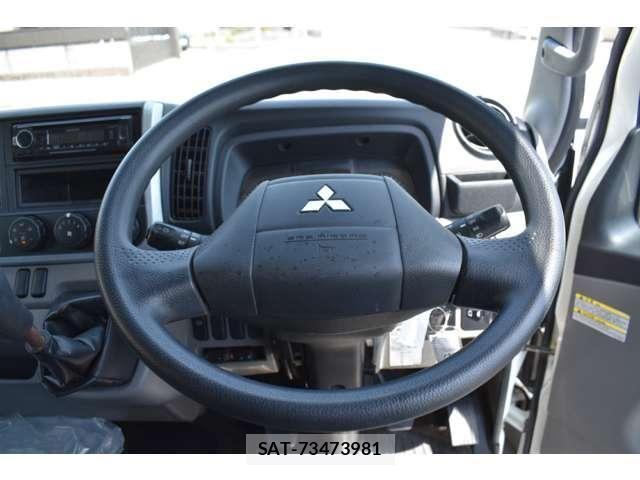 Mitsubishi CANTER 2017-08 6814131-5