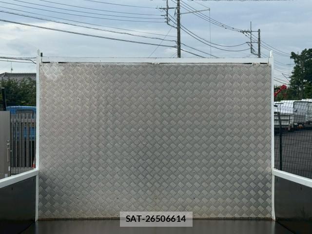Mitsubishi CANTER 2023-02 6902995-10