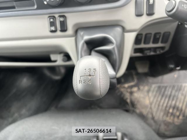 Mitsubishi CANTER 2023-02 6902995-22