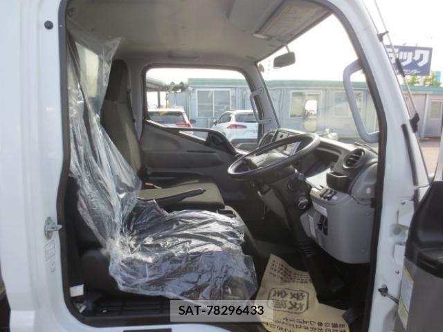 Mitsubishi CANTER 2018-03 6903001-15