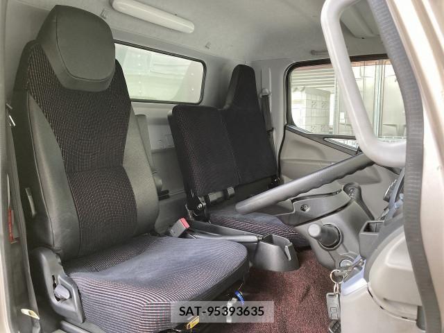 Mitsubishi CANTER 2016-12 6902993-17